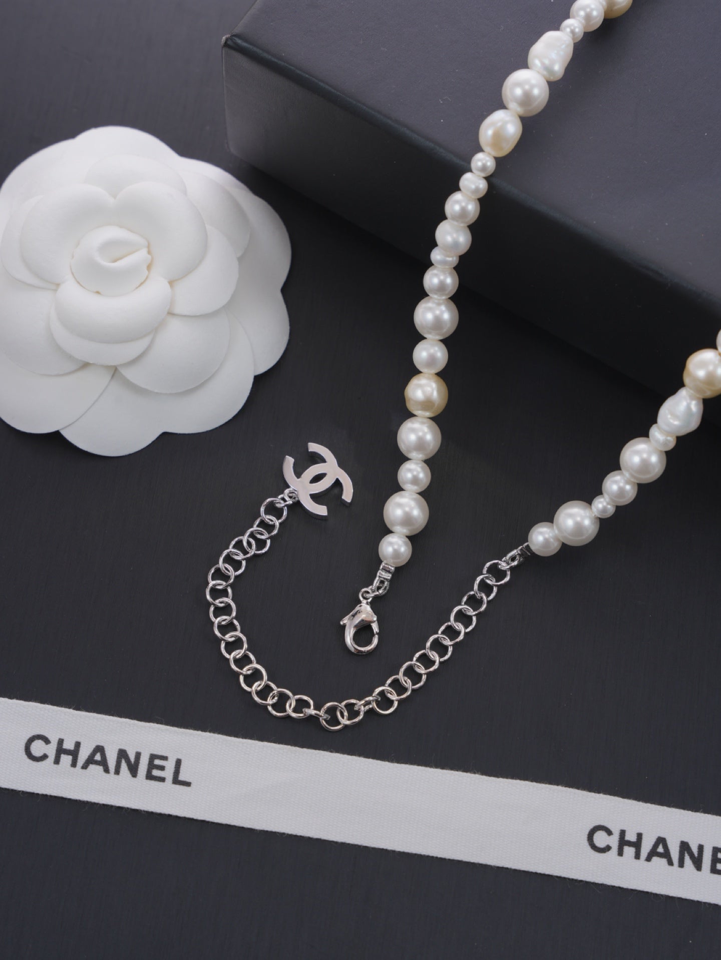Chanel 2026 Freshwater Pearl Silver Double C Short Necklace Choker